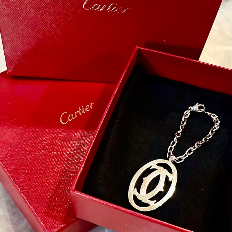 近全新 Cartier卡地亞正品2C熱門吊飾鑰匙圈-9