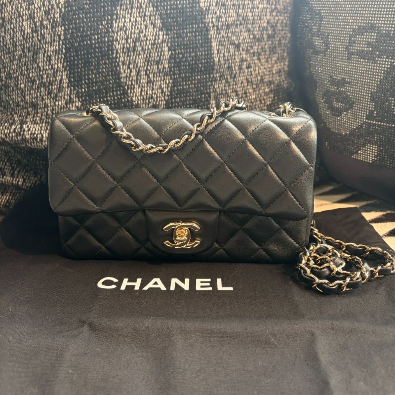 CHANEL小羊皮MINI20黑色 晶片款-0