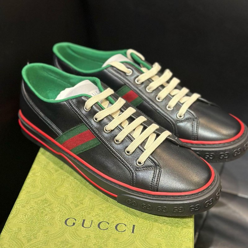 💎Han's house精品服飾💎Gucci 1977 小牛皮 鞋-0