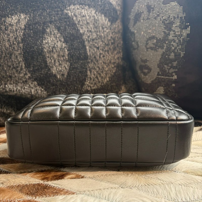 BURBERRY 縫線相機包 小 黑 全新-5