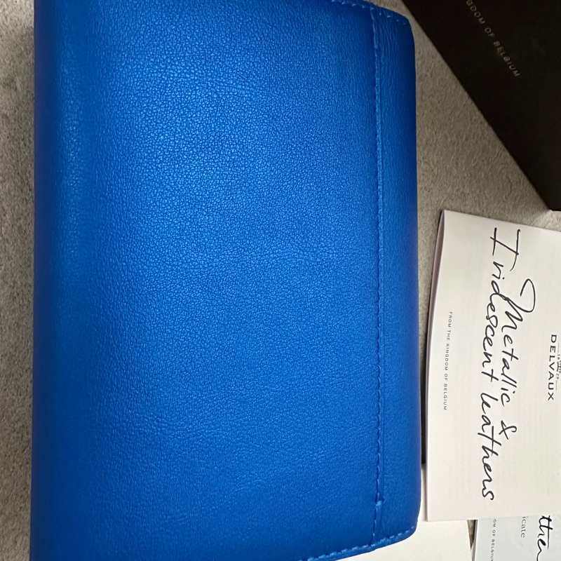 Delvaux 非常經典的 Madame 系列短夾-9