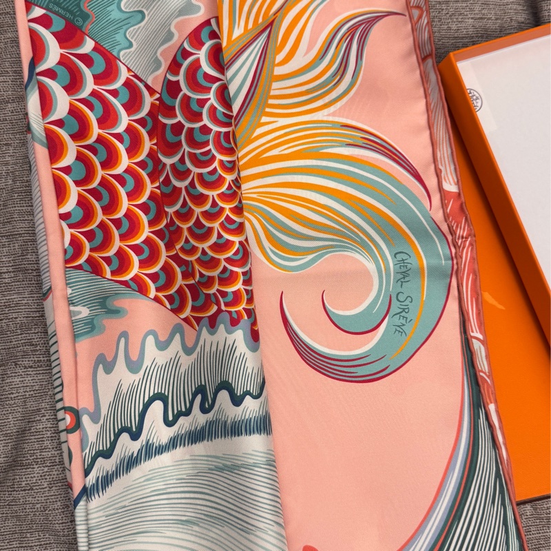 全新hermes 愛馬仕 熱賣款稀有雙面絲巾 圍巾 披肩駿馬90公分-6