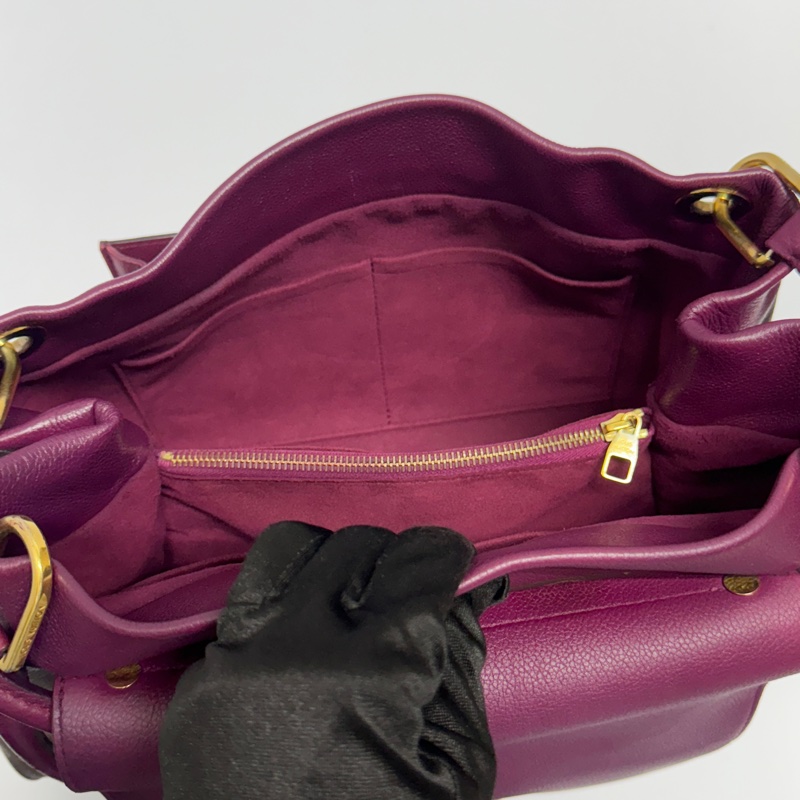 經典永存🎀 】 LV Olympe 經典老花 肩背包（專櫃價13.6 萬）-20