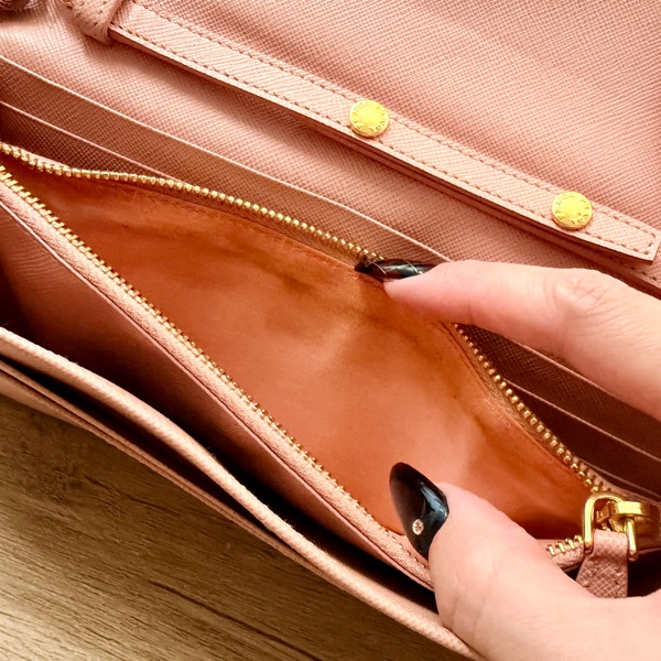 Prada wallet on chain woc 長夾皮穿鏈手拿包/斜背包鏈包-19