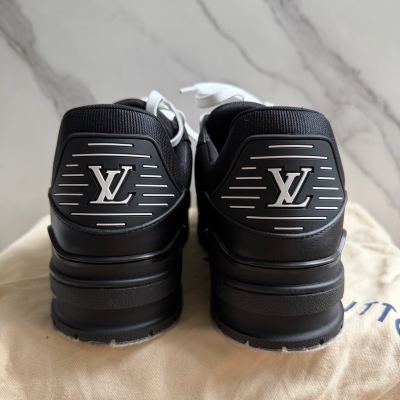 （99新 ）LV trainer 黑武士 皮革款-3