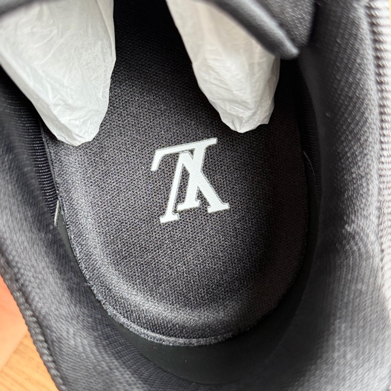 （99新 ）LV trainer 黑武士 皮革款-14