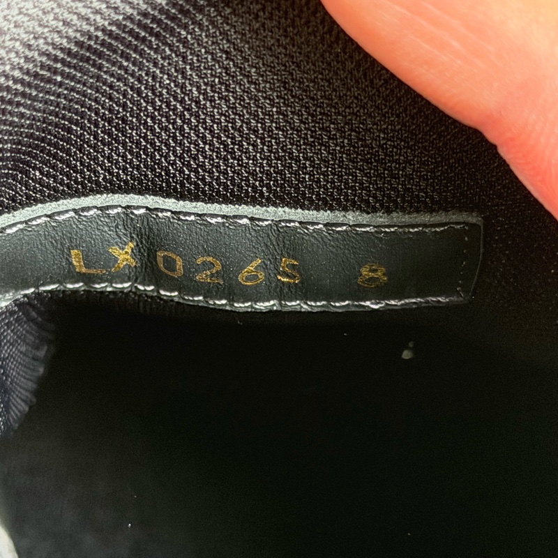 （99新 ）LV trainer 黑武士 皮革款-21