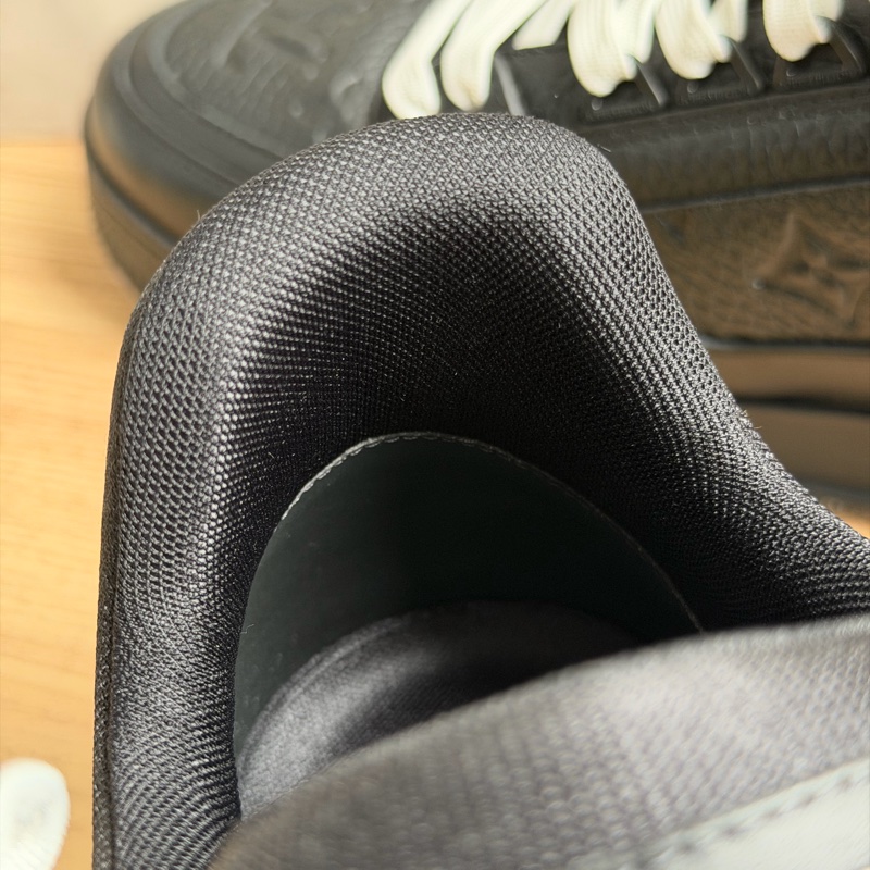 （99新 ）LV trainer 黑武士 皮革款-22