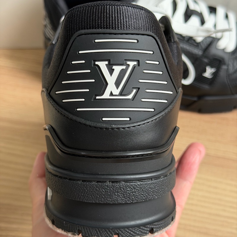 （99新 ）LV trainer 黑武士 皮革款-27