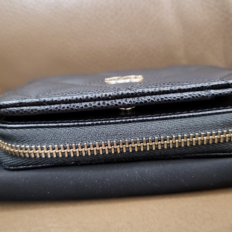 誠可議~ Chanel香奈兒黑金魚子醬荔枝皮卡夾拉鍊零錢包-5