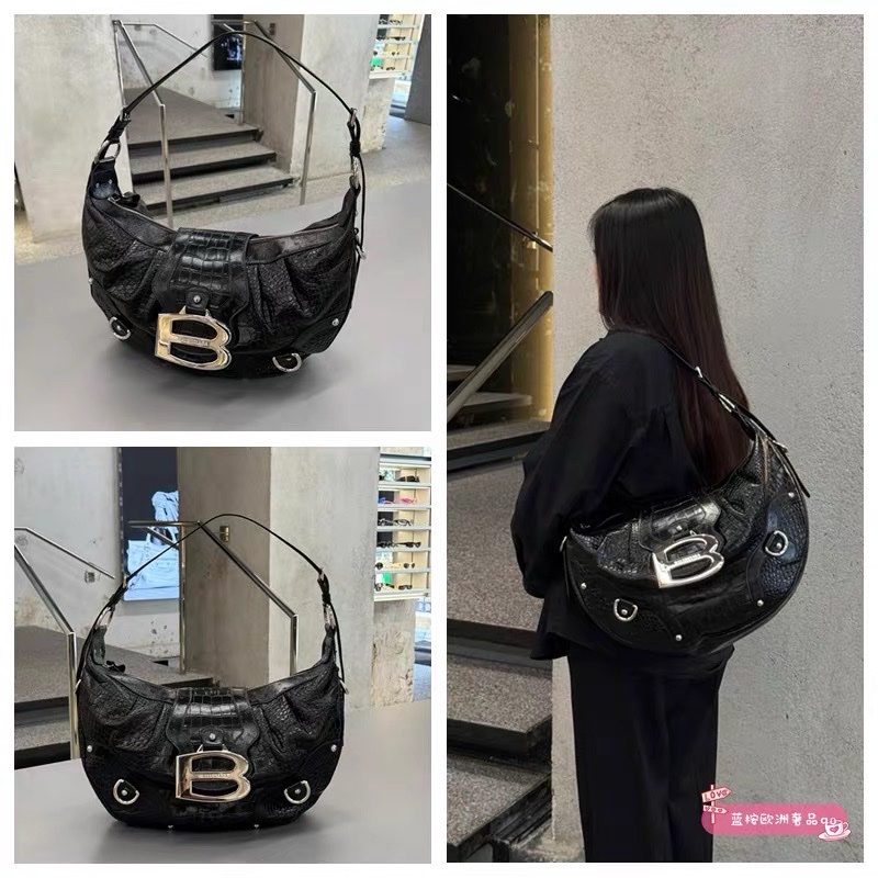 巴黎世家Essex斜背包-6