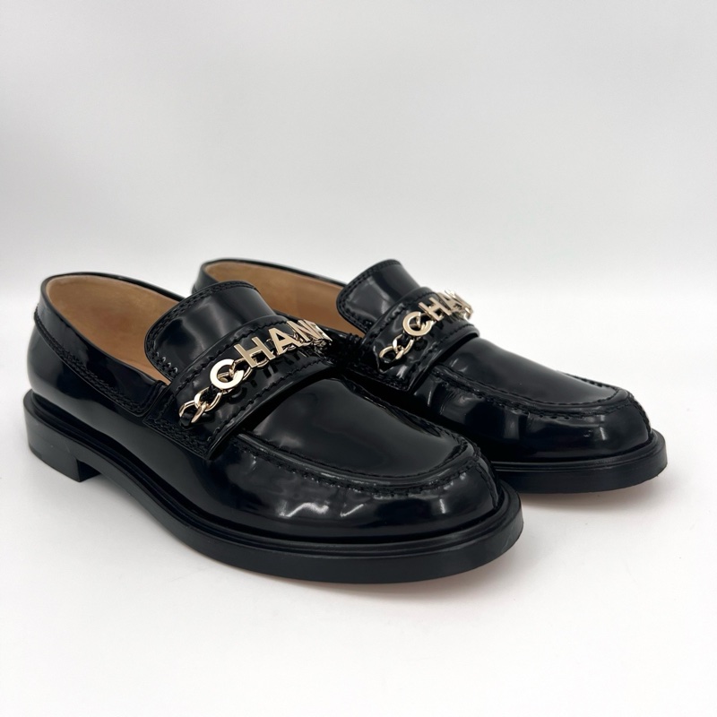 Chanel香奈兒 黑色漆皮樂福鞋-0