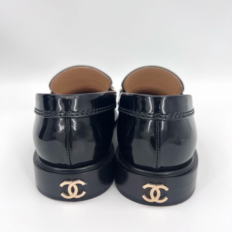 Chanel香奈兒 黑色漆皮樂福鞋-3