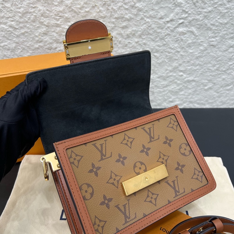 98新23年芯片款LV路易威登達芙妮小號-5