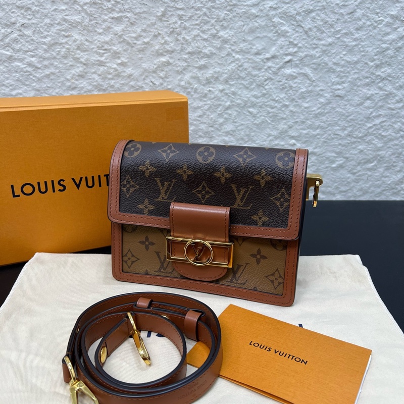 98新23年芯片款LV路易威登達芙妮小號-7