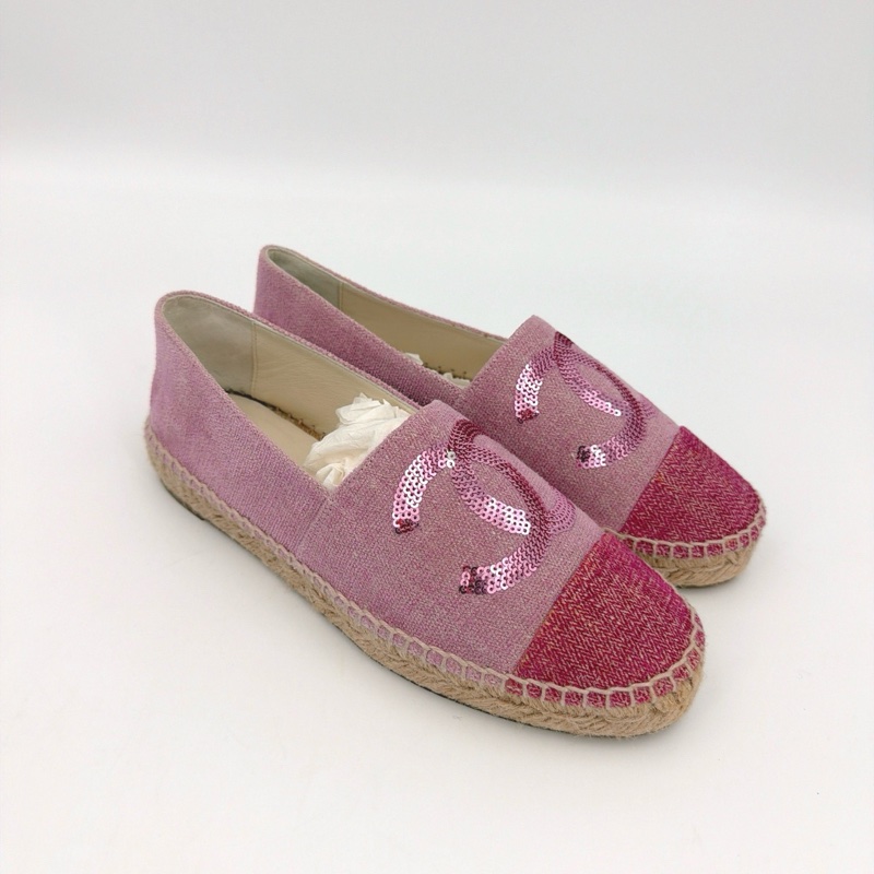 Chanel 香奈兒粉色閃面漁夫鞋-1