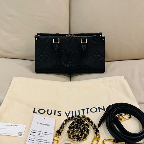 LV 路易威登 ON The Go East West 手提包/肩背斜背包/黑金款/98新美品