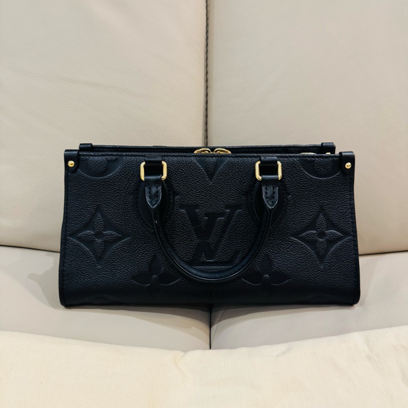 LV 路易威登 ON The Go East West 手提包/肩背斜背包/黑金款/98新美品-1