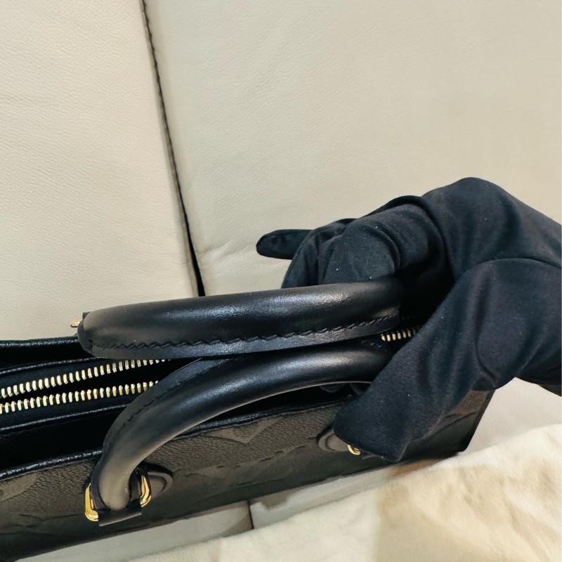 LV 路易威登 ON The Go East West 手提包/肩背斜背包/黑金款/98新美品-6