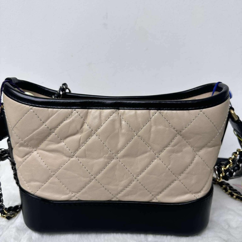 Chanel V 出清售 Chanel 粉膚色流浪包 小號（20cm）香奈兒流浪包 20小號 粉膚色 米色-1