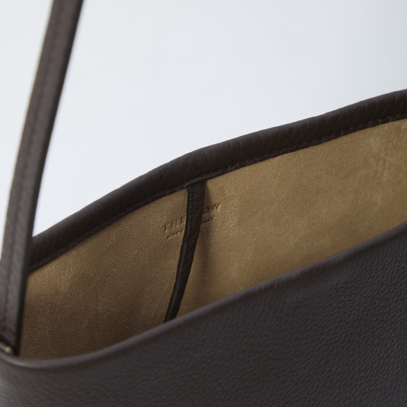 The Row 女士 N/S Park 斜挎包均碼碼19.7cm*10.4cm*19cm-1