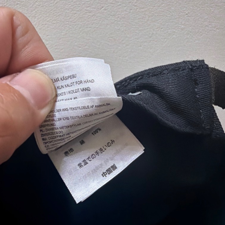 Carhartt 黑色 棒球帽 (皮釦)-3