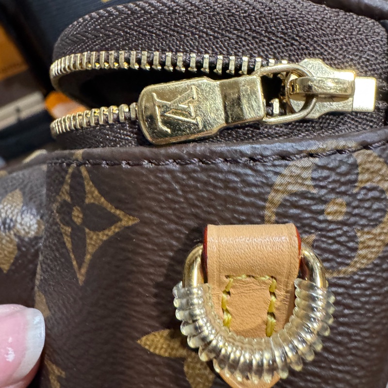 100% LV Mini Bumbag 芯片M82335-11