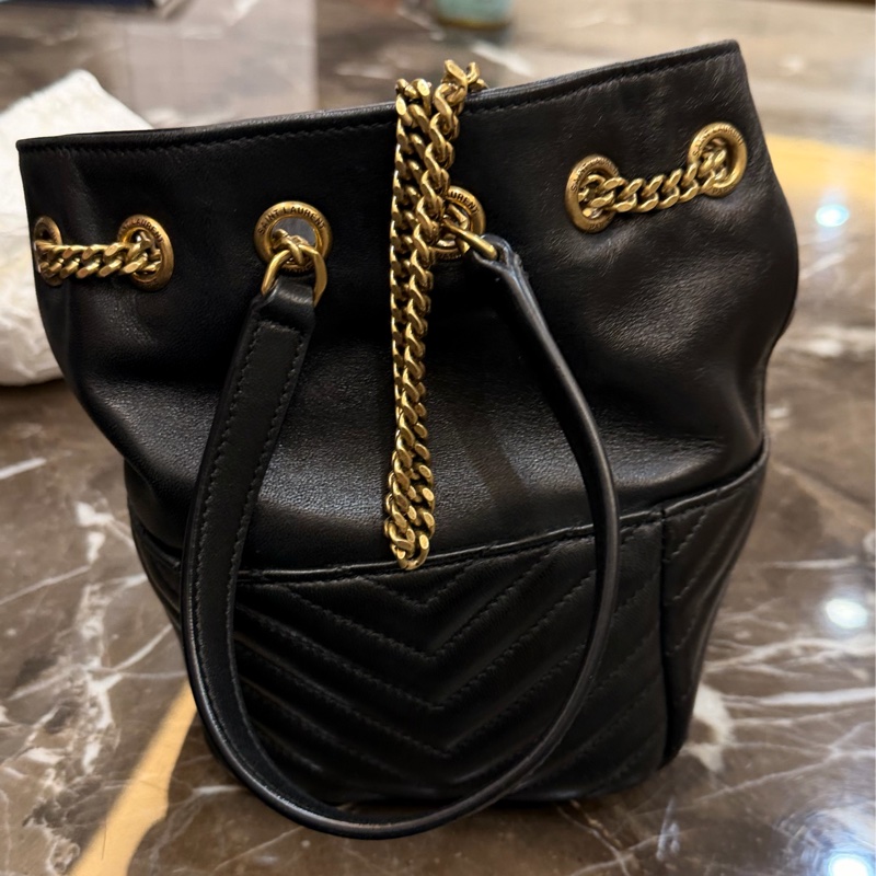 YSL小羊皮水桶包-6