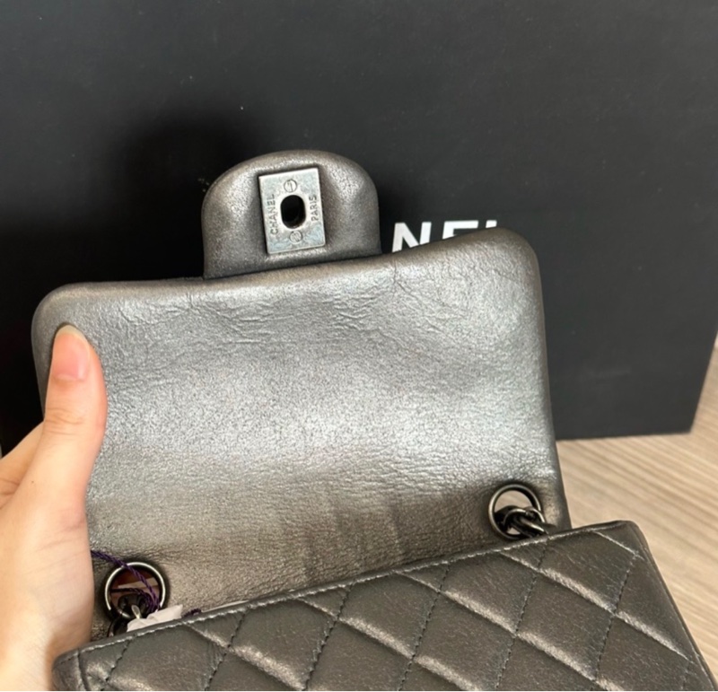 全配🈶購證❤️ 香奈兒 #金屬黑 #炭黑 #牛皮 #方胖子-14