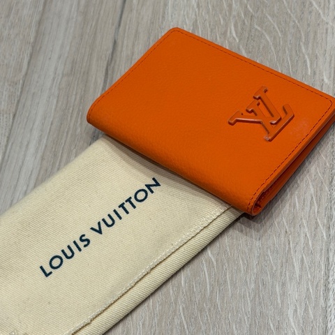 Louis Vuitton (LV) Aerogram 系列 Pocket Organizer（萬用）
