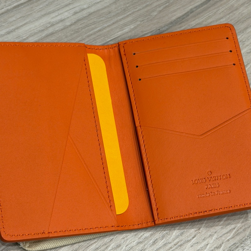 Louis Vuitton (LV) Aerogram 系列 Pocket Organizer（萬用）-9