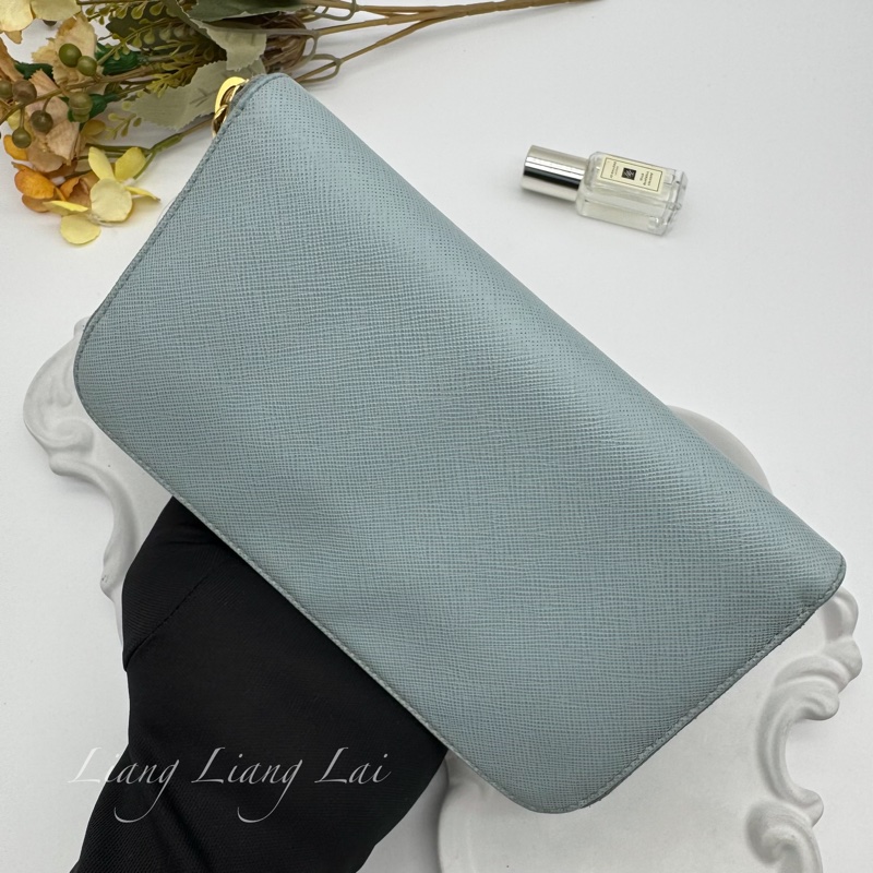 PRADA Saffiano 霧藍灰色拉鏈長夾-18