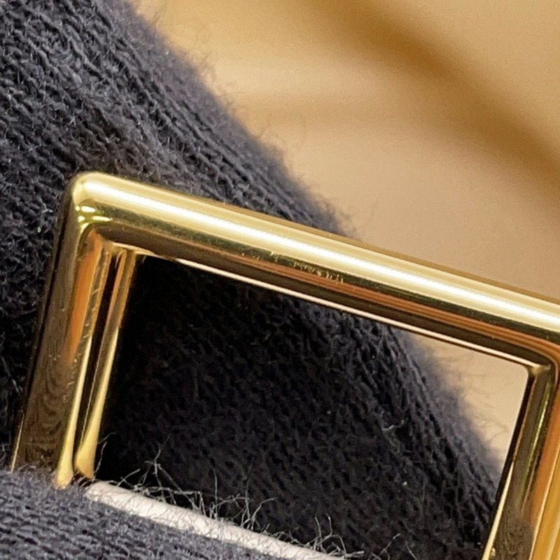 Hermes Hermès Picotin Lock MM Nata 手袋 / Taurillon Clemence 皮革 B Stamp-9