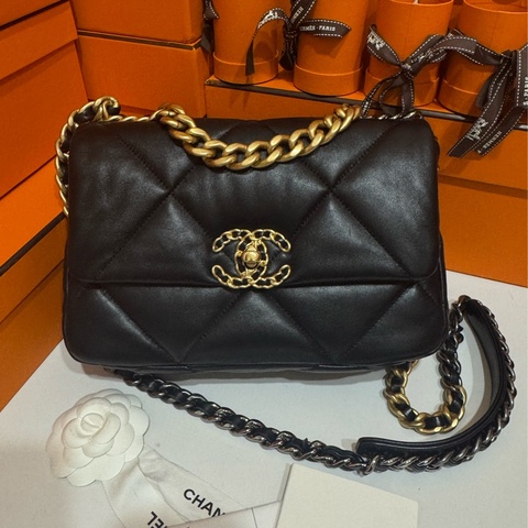 CHANEL 19Bag 黑金26cm(小號） 🖤全新閒置 可送禮等級🎁