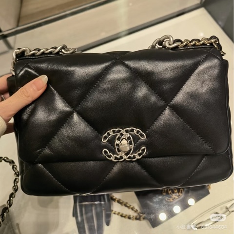 CHANEL 19Bag 黑銀26cm(小號） 🖤全新閒置 可送禮等級🎁