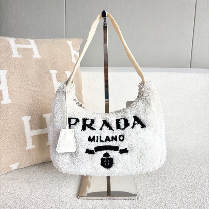 Prada 絨毛hobo腋下包 白色 銀扣 9新 配件塵袋22*18*7-1