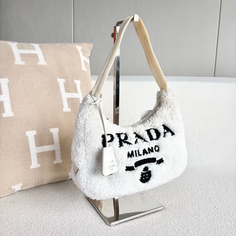 Prada 絨毛hobo腋下包 白色 銀扣 9新 配件塵袋22*18*7-6