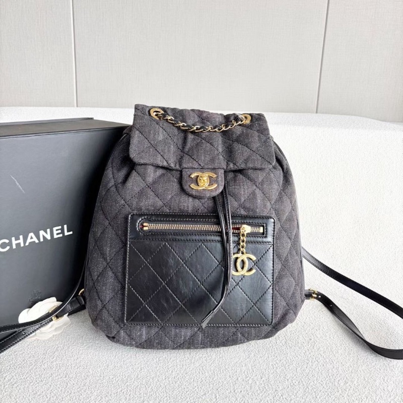 Chanel 牛仔丹寧後背包黑色牛仔拼皮 金扣 0*33*13 9新 配件塵袋保卡-1
