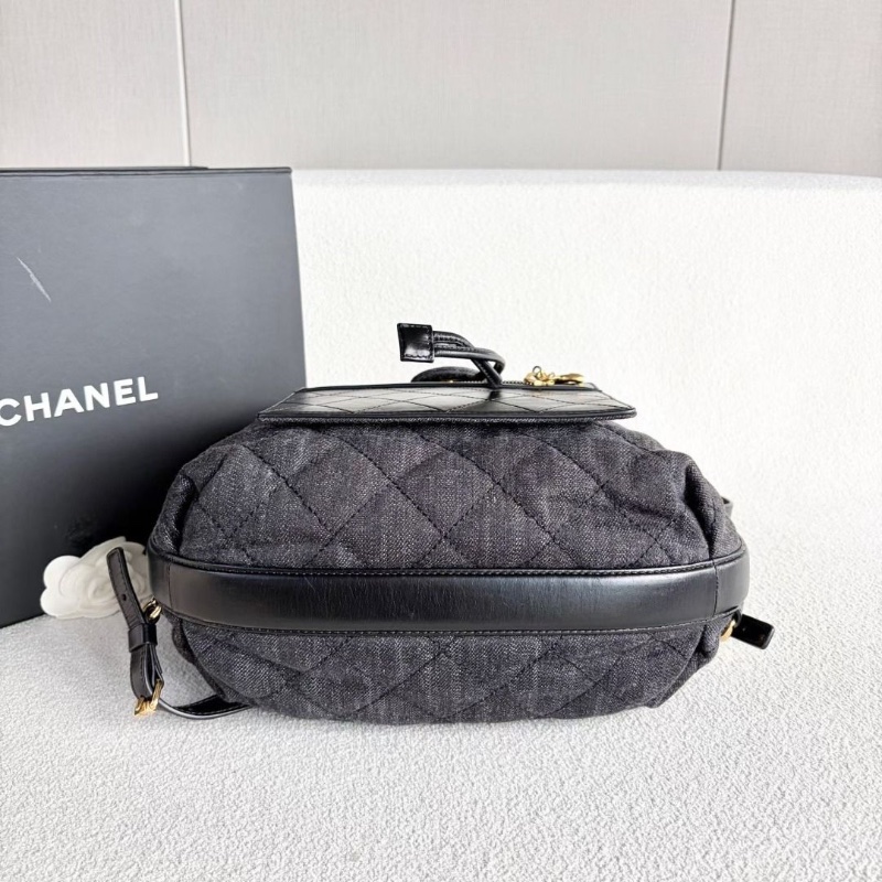 Chanel 牛仔丹寧後背包黑色牛仔拼皮 金扣 0*33*13 9新 配件塵袋保卡-2