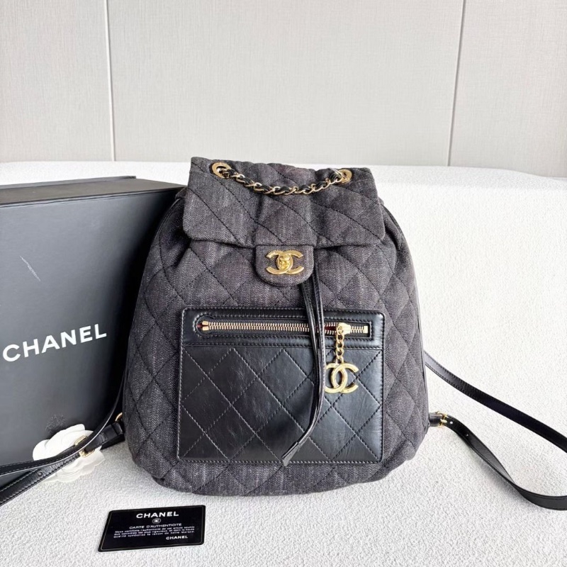Chanel 牛仔丹寧後背包黑色牛仔拼皮 金扣 0*33*13 9新 配件塵袋保卡-4