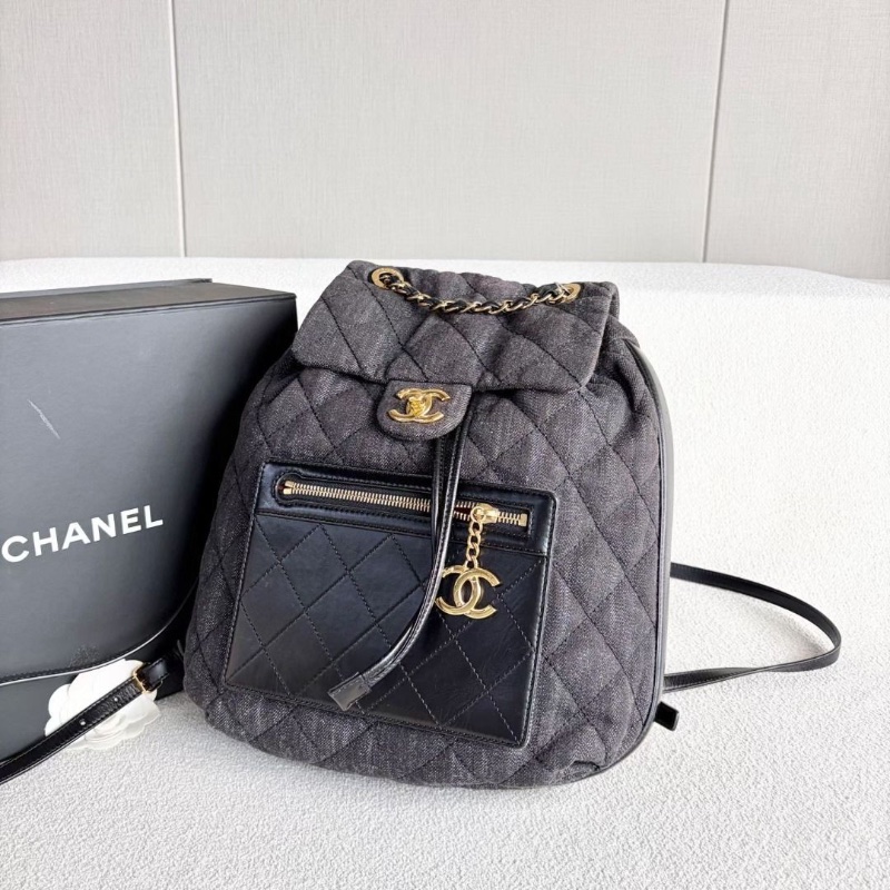 Chanel 牛仔丹寧後背包黑色牛仔拼皮 金扣 0*33*13 9新 配件塵袋保卡-5