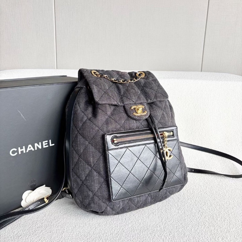 Chanel 牛仔丹寧後背包黑色牛仔拼皮 金扣 0*33*13 9新 配件塵袋保卡-6