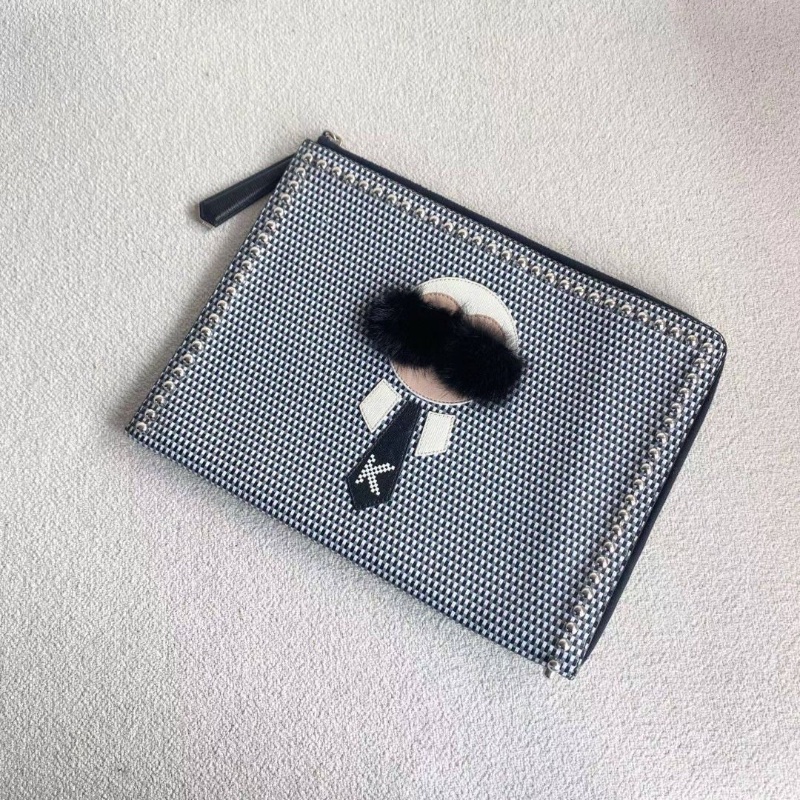 Fendi 老佛爺手拿包 黑白格紋編織 30*22 95新. 配件塵袋-8