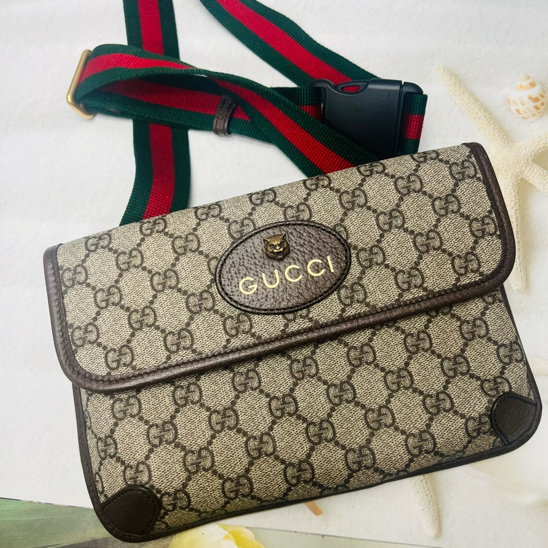 Gucci 胸口斜背包-0