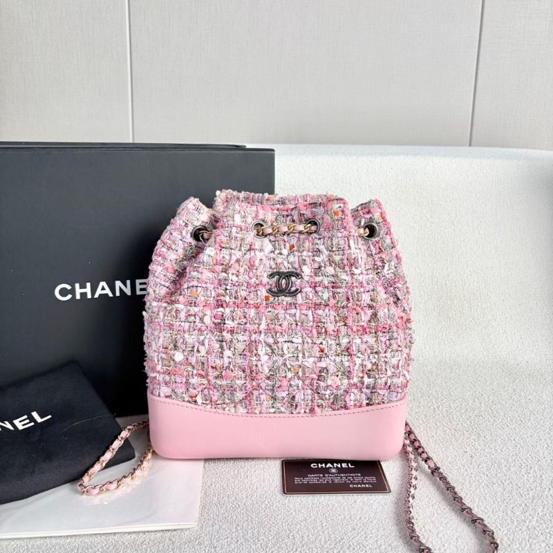 Chanel 毛呢流浪後背包粉色 仿舊銀扣 毛呢拼皮21*23*8  9新. 配件盒子 保卡 塵袋 說明書-2