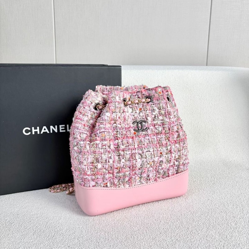 Chanel 毛呢流浪後背包粉色 仿舊銀扣 毛呢拼皮21*23*8  9新. 配件盒子 保卡 塵袋 說明書-6