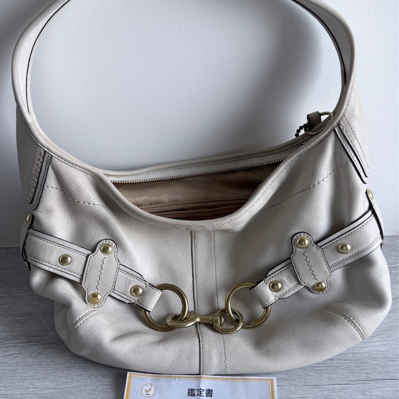 coach 白色腋下包-3