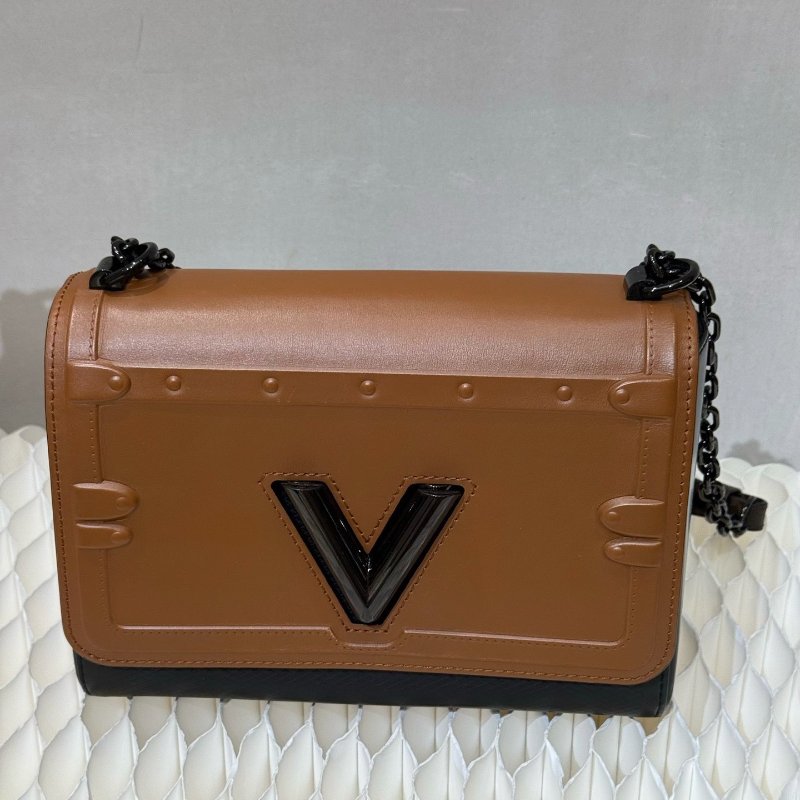 lv 鄧紫棋同款扭扭包 芯片款 23.0x 17.0x 9.5 cm 98新配件塵袋-2