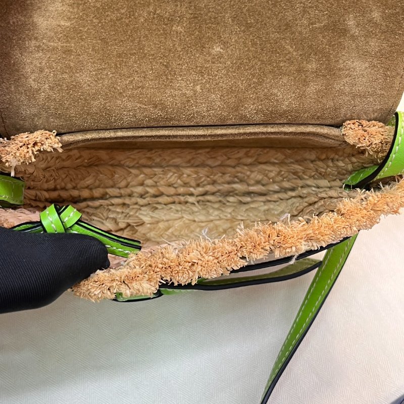 LOEWE 綠色草編拼皮 mini gate肩背斜背馬鞍包 19*13*8 98新配件塵袋-6