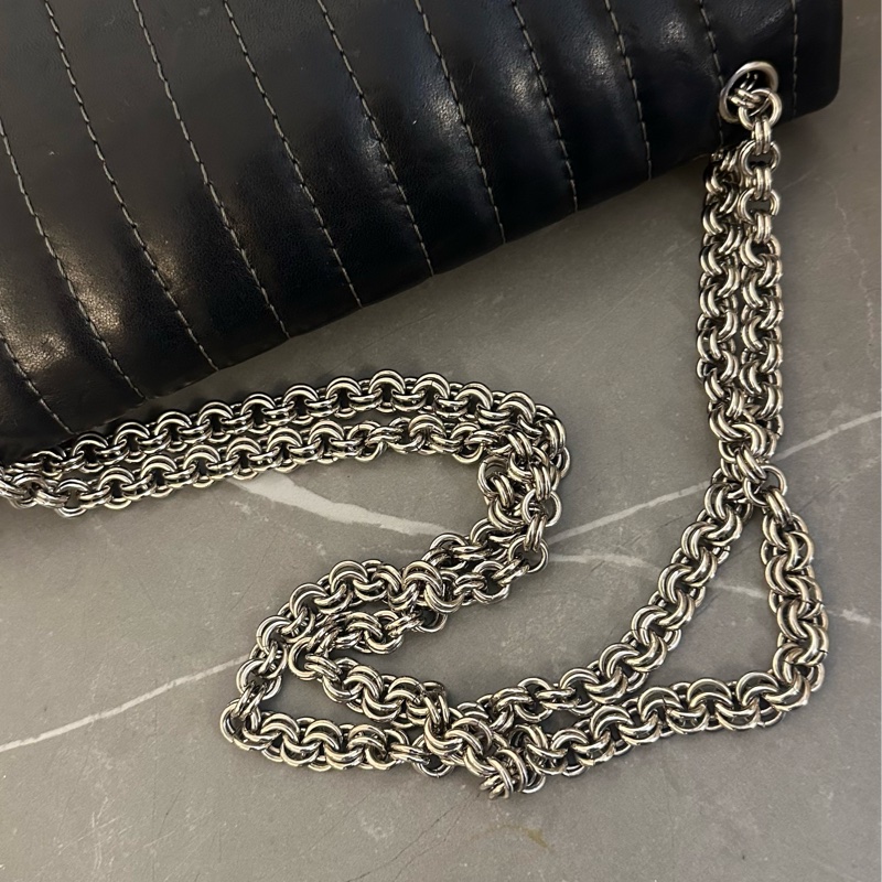 💗MYMluxurybag💗 Chanel 25cm 黑銀全皮袋 肩背袋-30